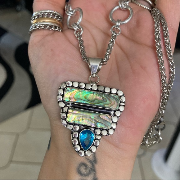 Natural blue green abalone shell & blue Indian topaz gemstone boho necklace - Picture 10 of 15